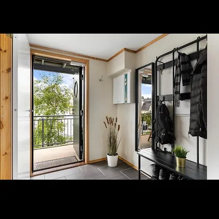Cozy With Sea View, 5 Min From Ons